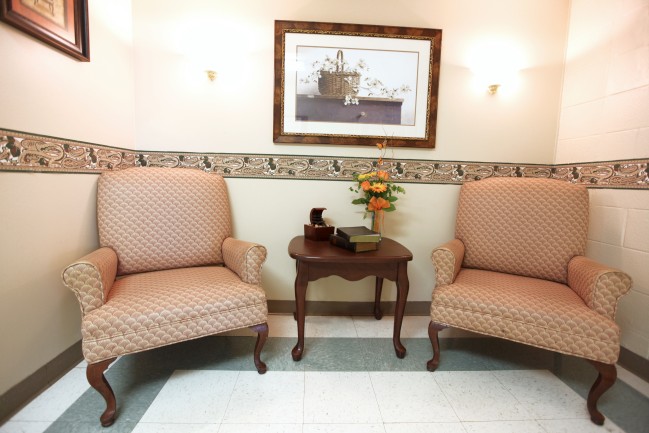 The Laurels of Fulton: Lobby